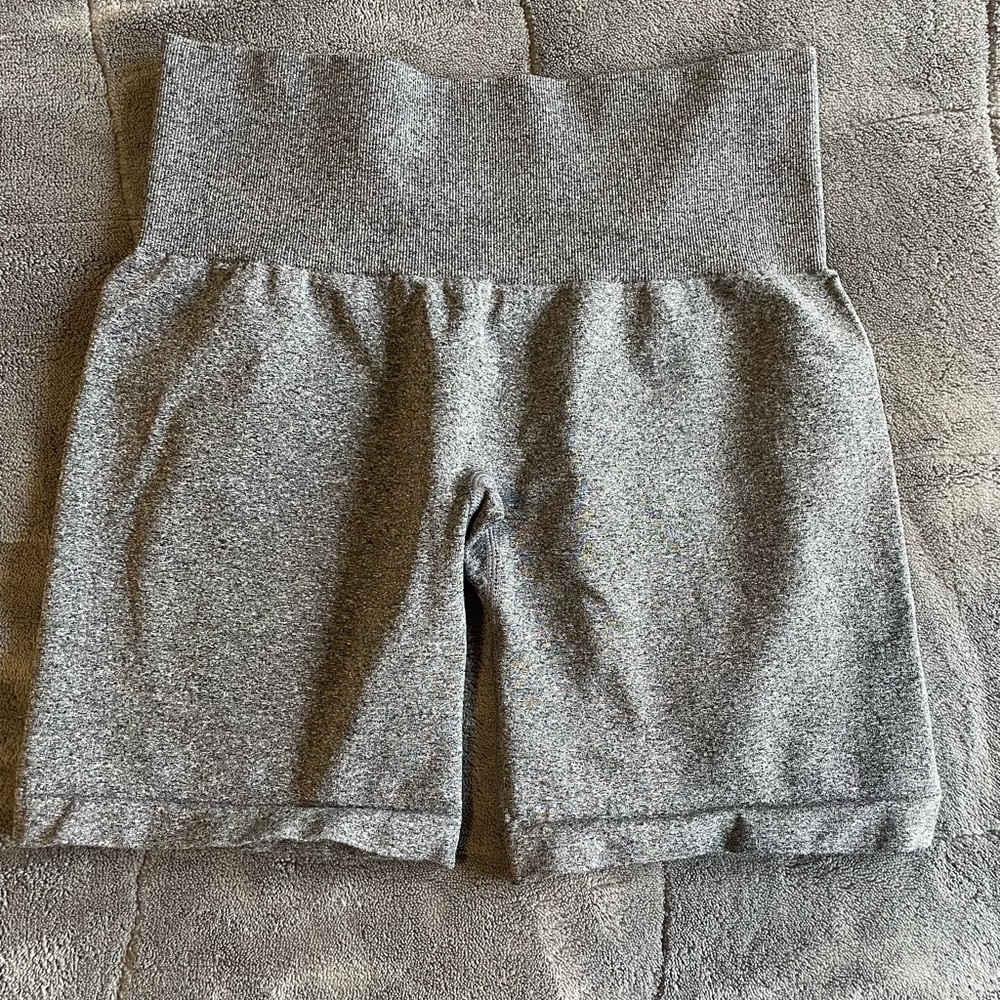 Gray XS NVGTN spandex shorts